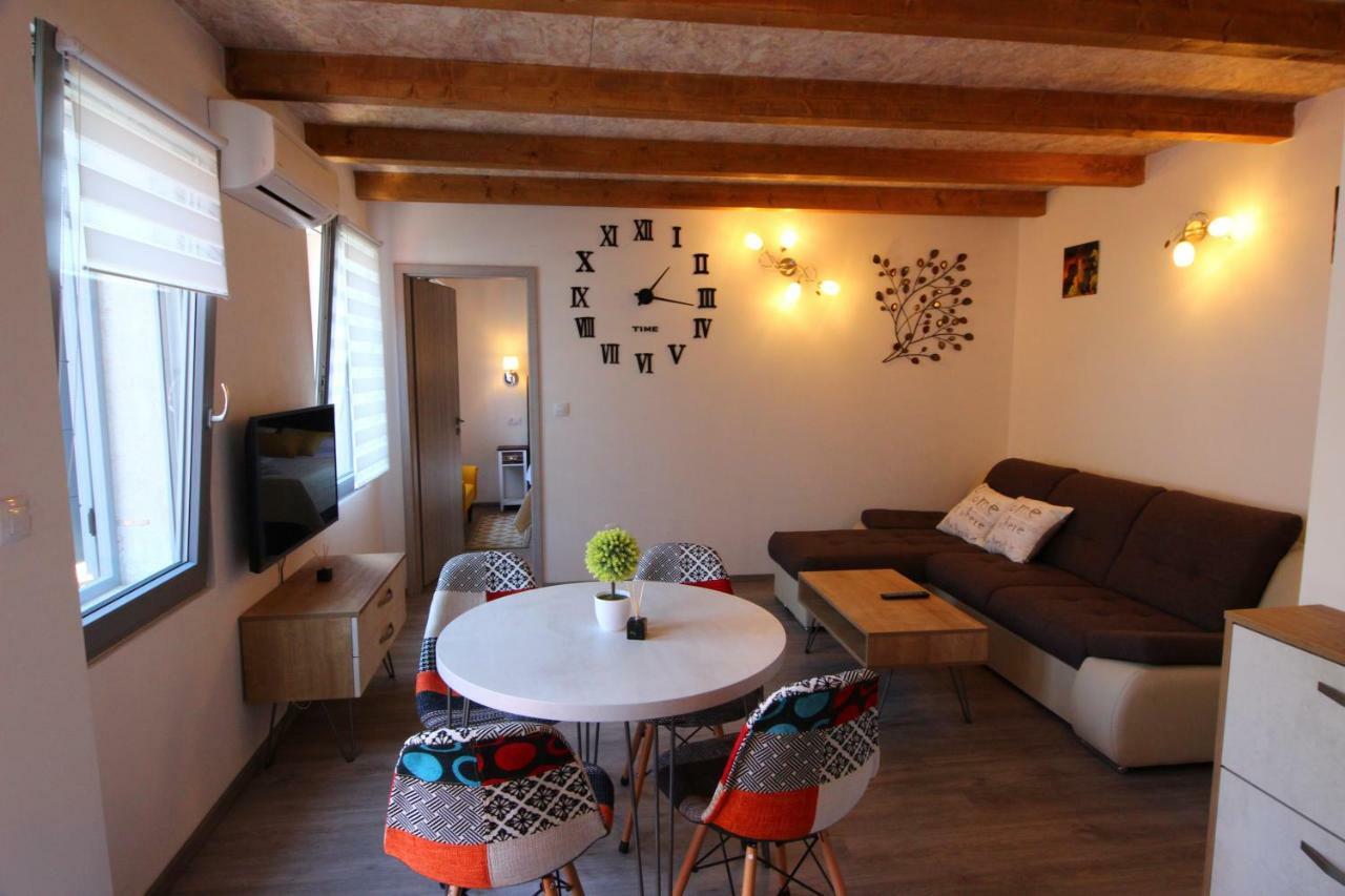 Apartment A&d