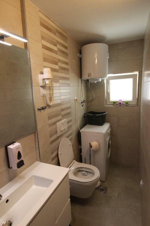 A&d Apartment *